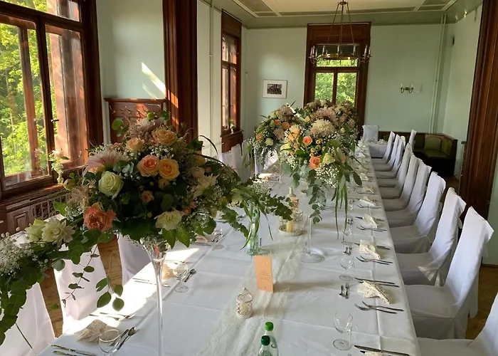 Отель Schloss Gattersburg Гримма