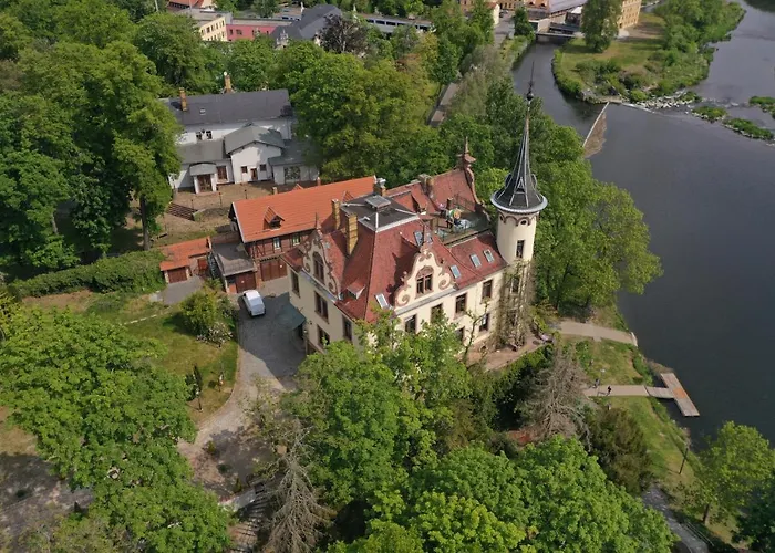 Schloss Gattersburg Отель Гримма