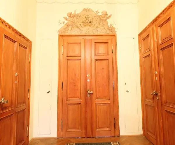 Отель Schloss Gattersburg *